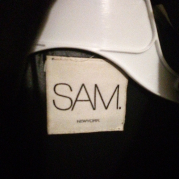 SOLD !! - Picture 3 of 4